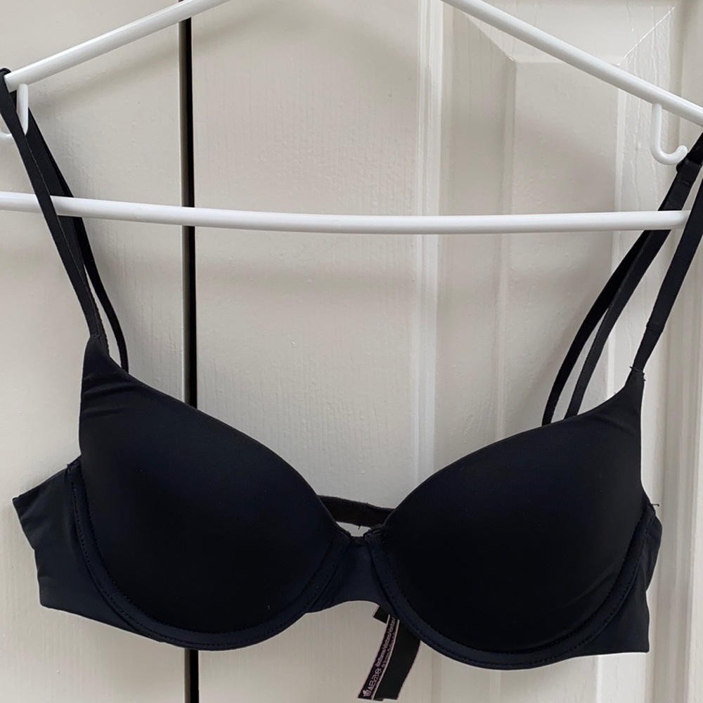 Victoria’s Secret demi cup bra